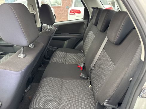 Used 2007 Suzuki SX4 AWD Hatchback image 13