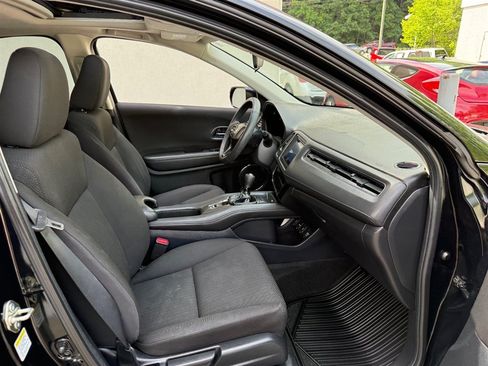 Used 2016 Honda HR-V EX image 4