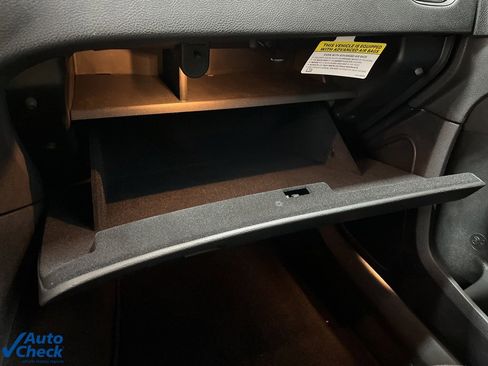 Used 2023 Dodge Charger R/T w/ Blacktop Package image 28