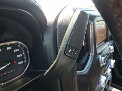 Used 2021 GMC Sierra 1500 AT4 w/ AT4 Preferred Package AWD/4WD image 15