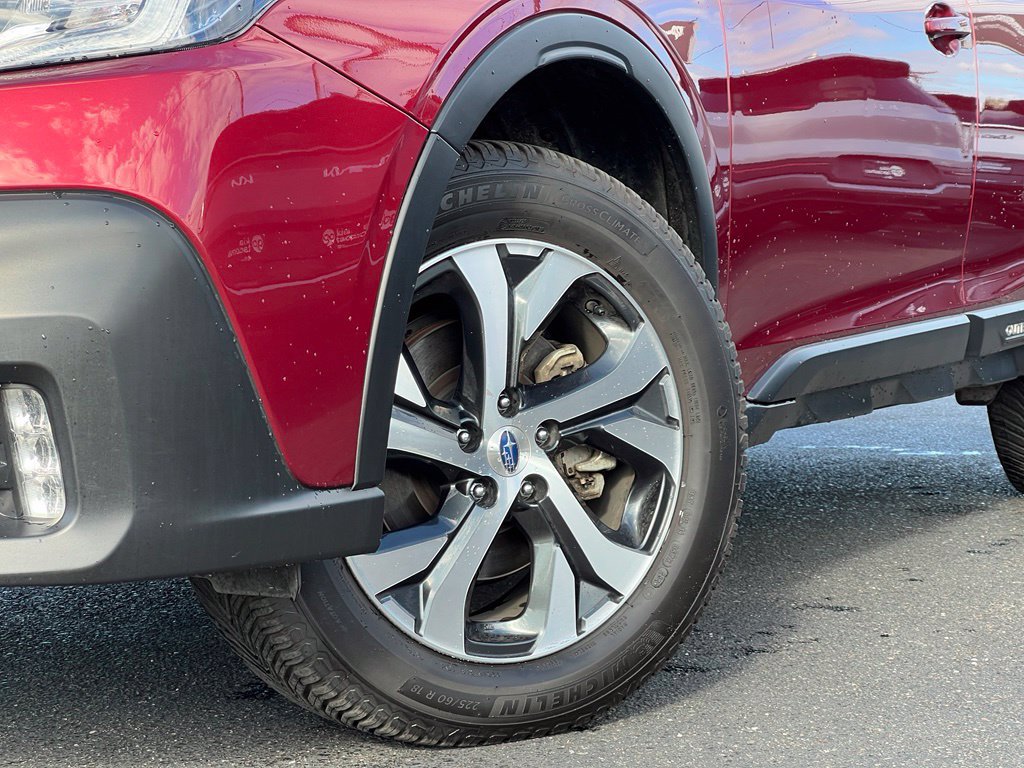 Used 2022 Subaru Outback Limited XT AWD/4WD image 2