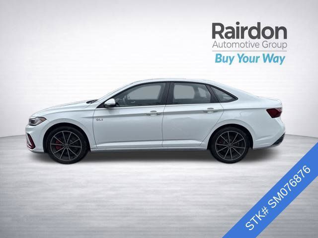 Used 2025 Volkswagen Jetta GLI Autobahn FWD image 4