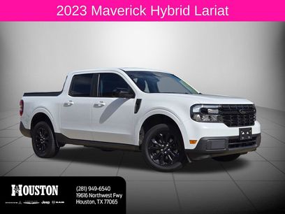 Used 2023 Ford Maverick Lariat w/ Black Appearance Package