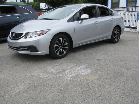 Used 2013 Honda Civic EX image 2
