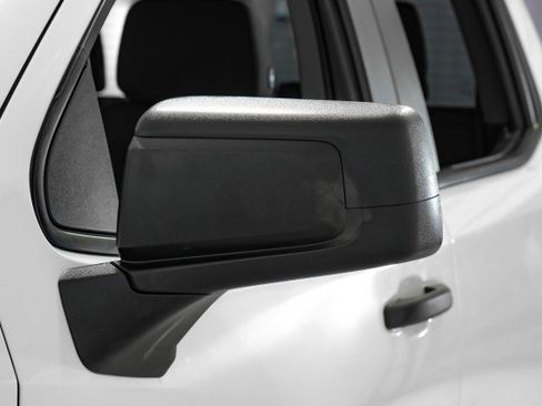 Used 2019 Chevrolet Silverado 1500 Custom w/ Custom Value Package image 35