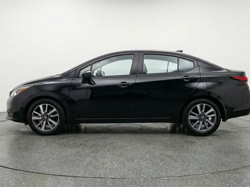 Used 2025 Nissan Versa SV FWD image 5