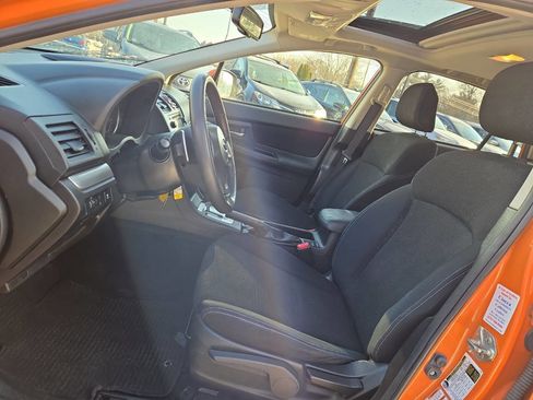 Used 2014 Subaru Crosstrek 2.0i Premium w/ Moonroof Package image 16