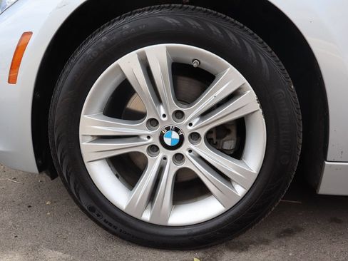 Used 2017 BMW 330i xDrive Sedan AWD/4WD image 42