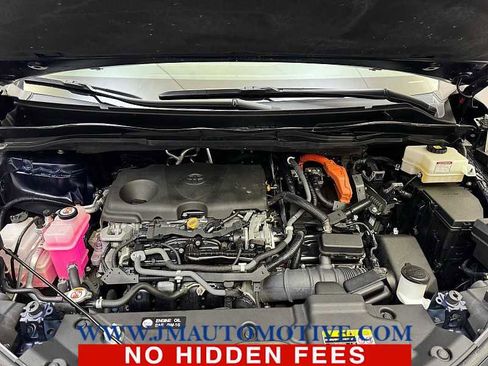 Used 2021 Toyota Sienna XLE image 10