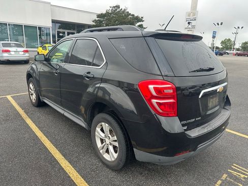 Used 2017 Chevrolet Equinox LT w/ Convenience Package AWD/4WD image 3