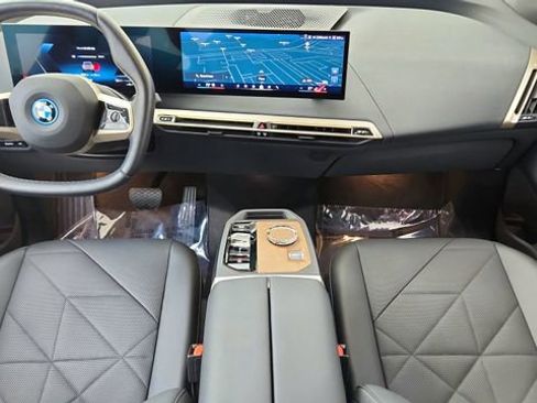 Used 2024 BMW iX xDrive50 w/ Premium Package image 85