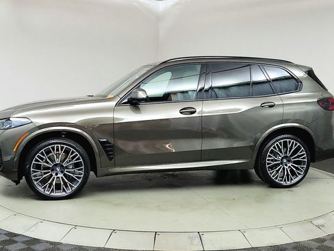Used 2026 BMW X5 xDrive40i w/ M Sport Package AWD/4WD image 4