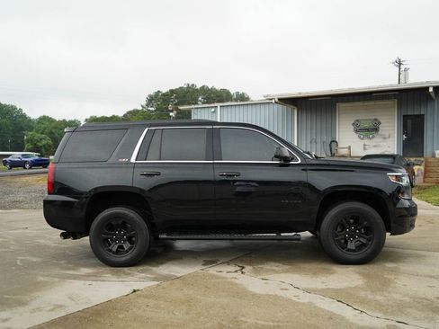 Used 2019 Chevrolet Tahoe LT w/ Luxury Package AWD/4WD image 3