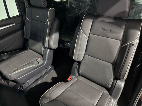 New 2026 Cadillac Escalade ESV Luxury image 43