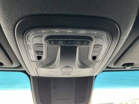 Used 2023 Mercedes-Benz Sprinter 144 Cargo image 10