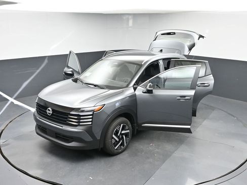 New 2026 Nissan Kicks SV image 45