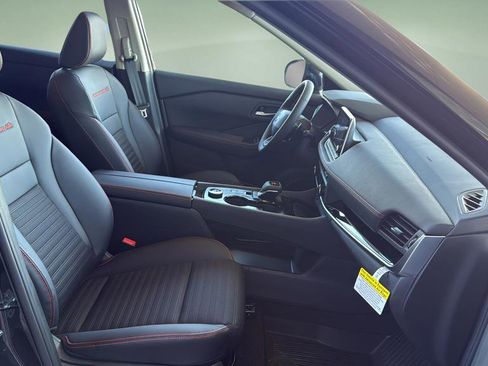 New 2026 Nissan Rogue SV AWD/4WD image 11
