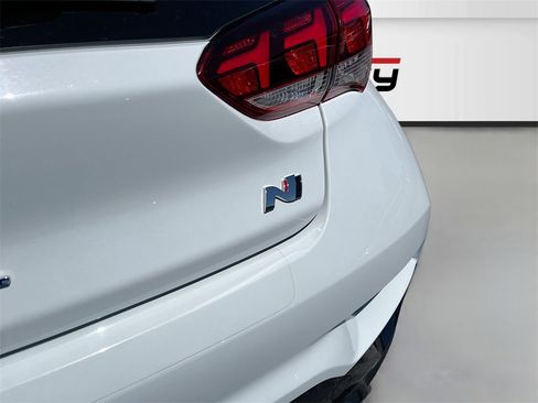 Used 2020 Hyundai Veloster N w/ Performance Package image 31