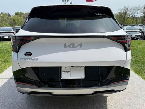 New 2026 Kia Sportage SX image 15