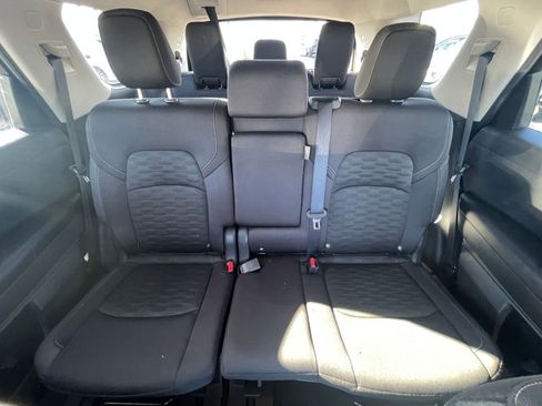 Used 2025 Nissan Pathfinder SV image 40