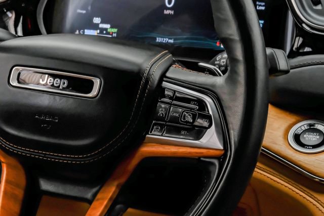 Used 2022 Jeep Grand Cherokee Summit AWD/4WD image 23