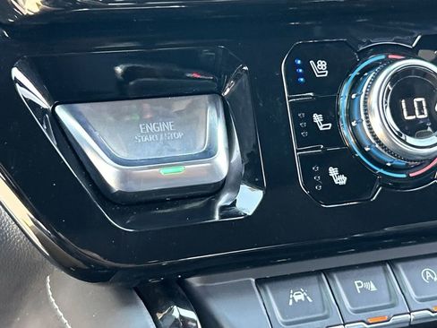 Used 2026 GMC Sierra 1500 AT4X AWD/4WD image 17