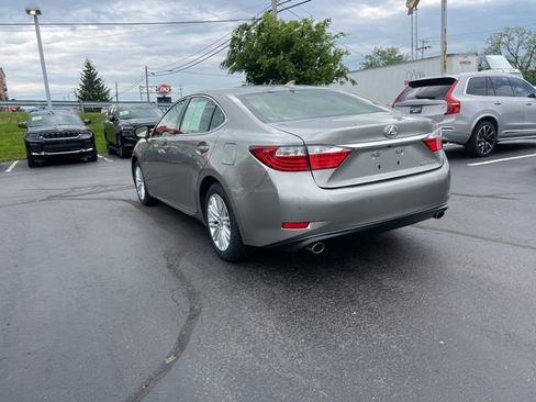 Used 2015 Lexus ES 350 w/ Luxury Package FWD image 14