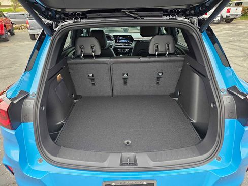 New 2025 Chevrolet TrailBlazer RS w/ Convenience Package image 9