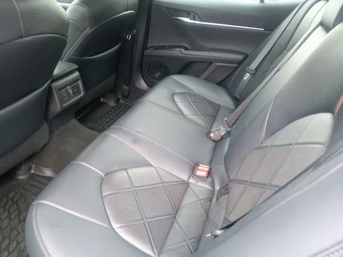 Used 2019 Toyota Camry XLE w/ Driver Assist Package FWD image 19