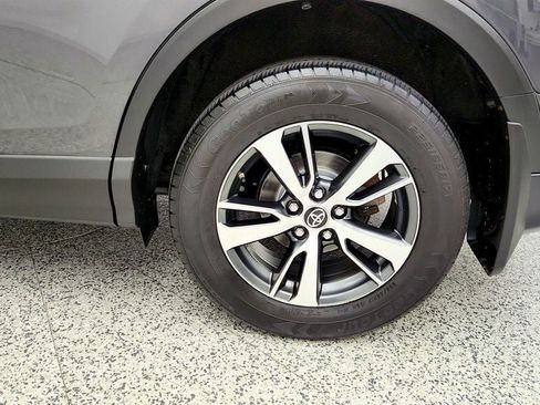 Used 2017 Toyota RAV4 XLE w/ Plus Extra Value Package AWD/4WD image 9