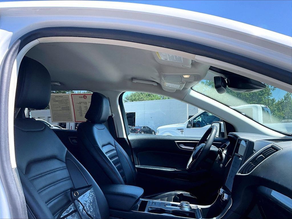 Used 2024 Ford Edge SEL w/ Convenience Package AWD/4WD image 23