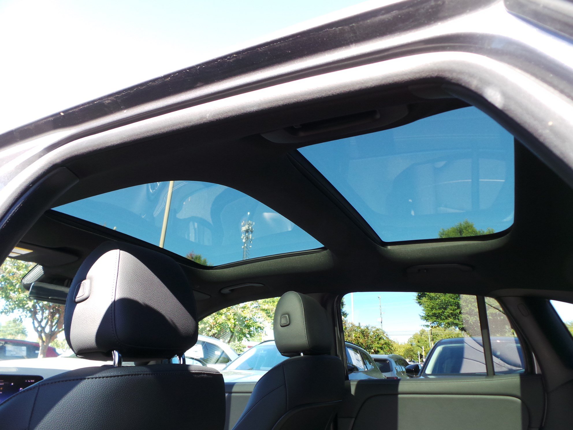 Used 2025 Mercedes-Benz GLA 250 image 33