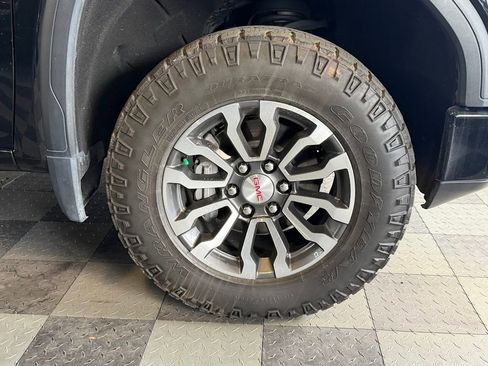 Used 2021 GMC Sierra 1500 AT4 image 32