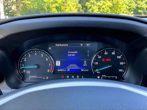 Used 2022 Ford Explorer Limited w/ Equipment Group 301A RWD image 10