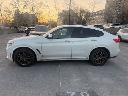 Used 2021 BMW X4 xDrive30i w/ M Sport Package image 5