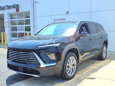 New 2025 Buick Enclave Preferred w/ Power Package image 3