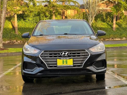 Used 2021 Hyundai Accent SE FWD image 8