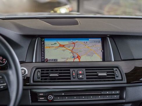 Used 2015 BMW 535i 535i - SILVER ON BLACK - NAV - image 31