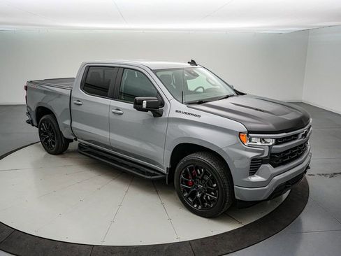 Used 2024 Chevrolet Silverado 1500 RST w/ Convenience Package II image 2