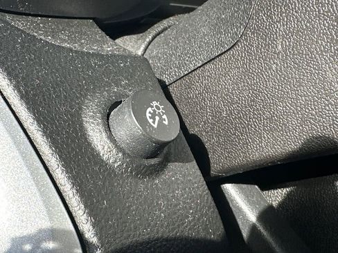 Used 2016 GMC Terrain SLE image 20