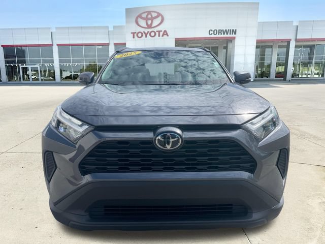 Used 2025 Toyota RAV4 XLE AWD/4WD image 8