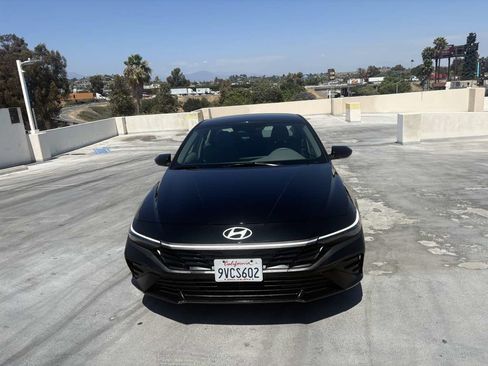 Used 2026 Hyundai Elantra Sport FWD image 5