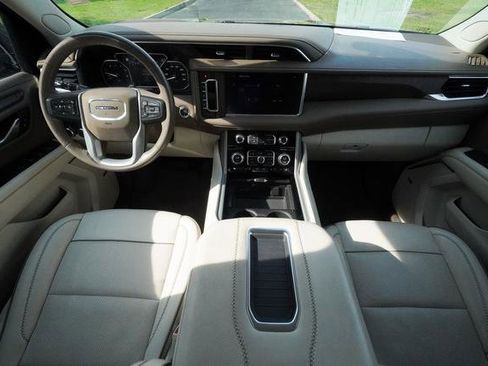 Used 2021 GMC Yukon Denali w/ Denali Ultimate Package image 13