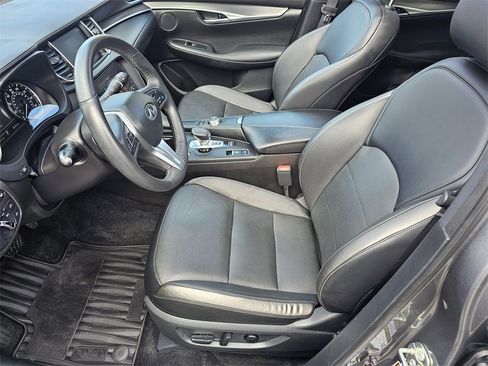 Used 2022 INFINITI QX50 Luxe image 16
