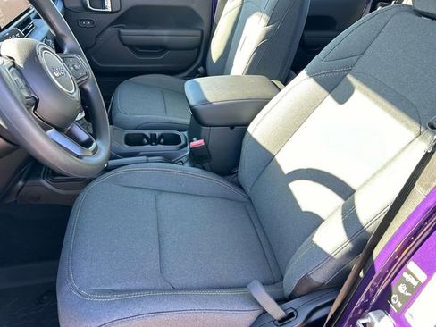 New 2026 Jeep Gladiator Sport image 21