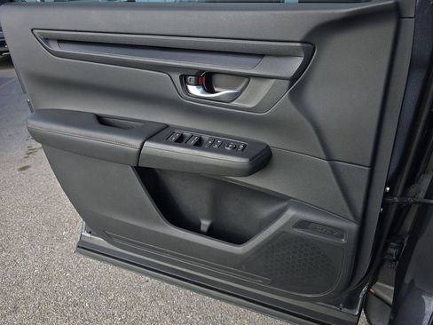 Used 2024 Honda CR-V Sport image 23