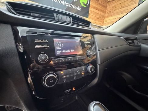 Used 2017 Nissan Rogue S w/ S Appearance Package AWD/4WD image 21