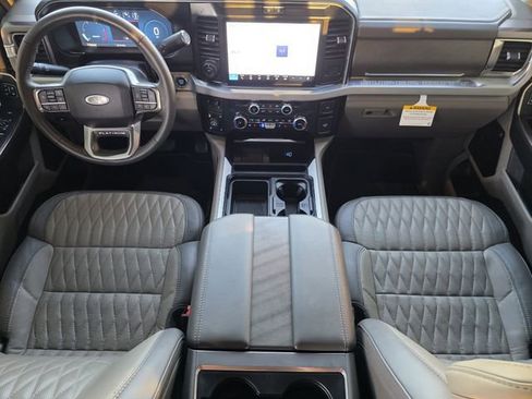 Used 2026 Ford F250 Platinum w/ Platinum Plus Package image 21