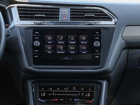 Used 2023 Volkswagen Tiguan SE R-Line FWD image 13