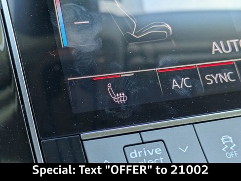 Certified 2025 Audi Q7 2.0T Premium Plus image 25